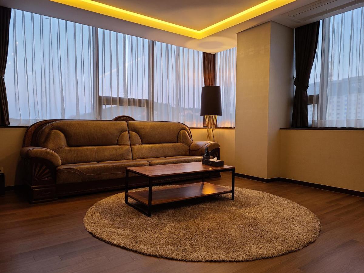 New Donghae Tourist Hotel Exterior foto
